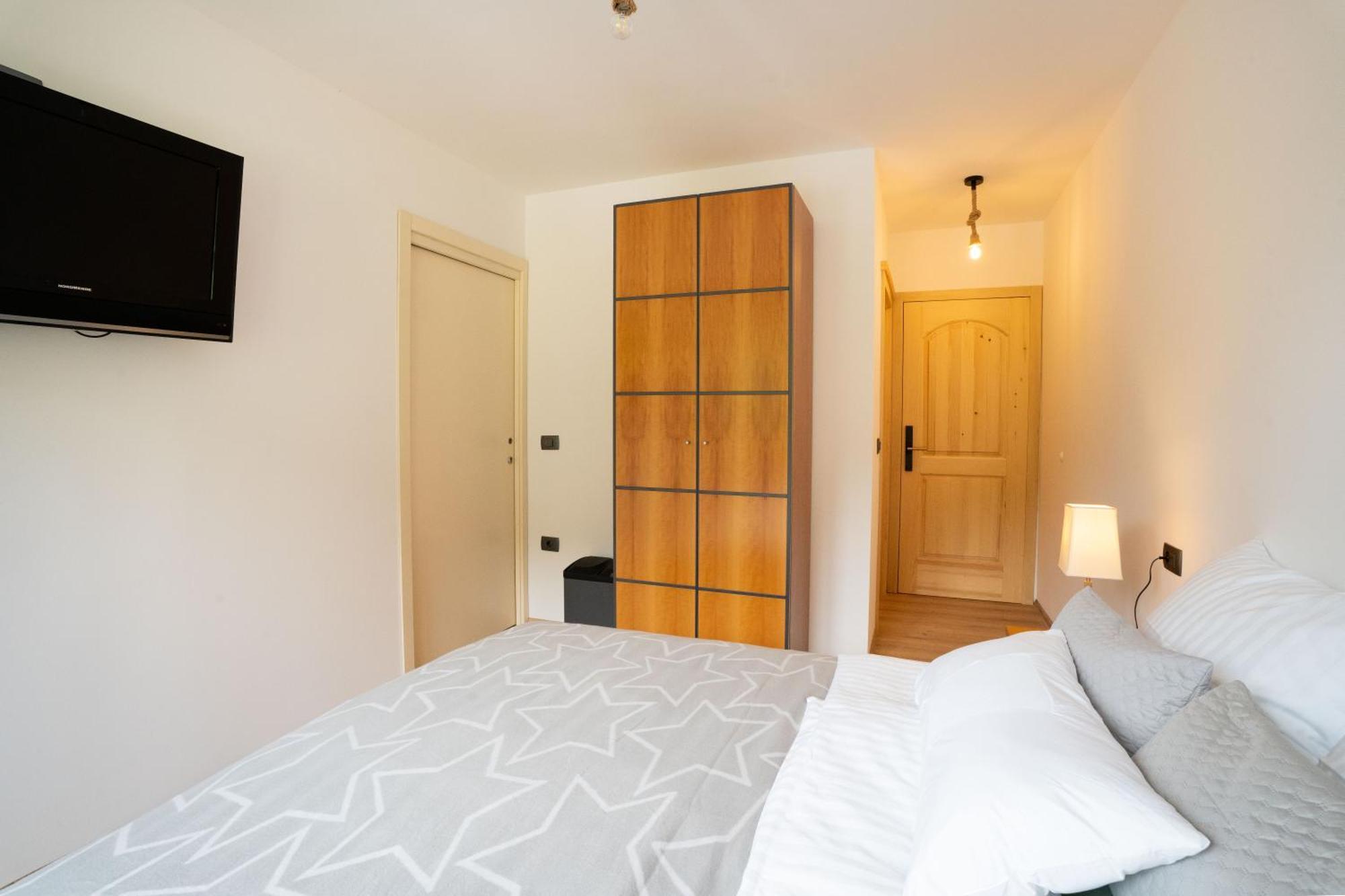 Aparthotel Hom At Vintgar Zgornje Gorje Rom bilde