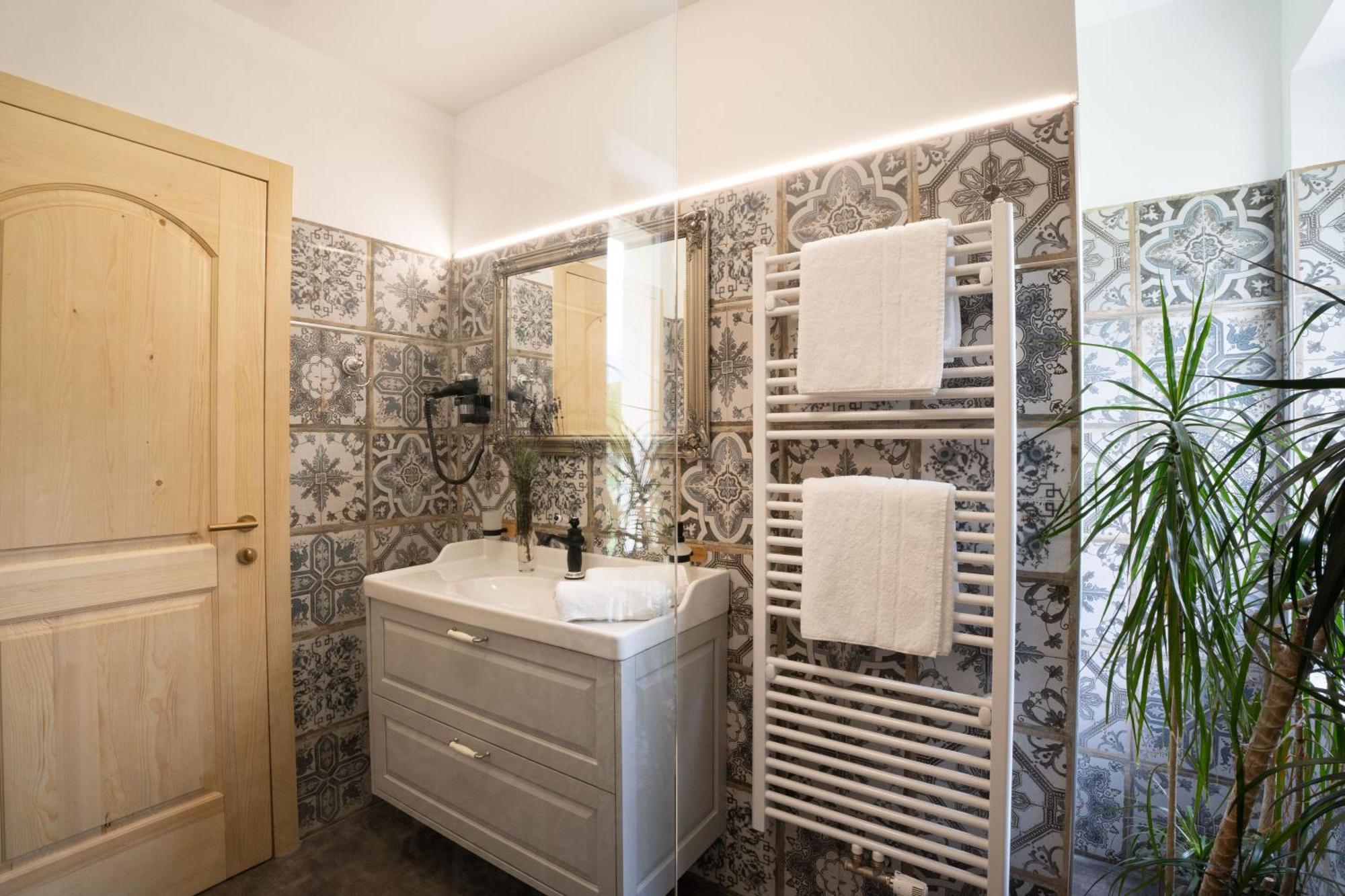 Aparthotel Hom At Vintgar Zgornje Gorje Rom bilde